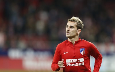 华体会精华-利物浦女足队长袖标传给新人